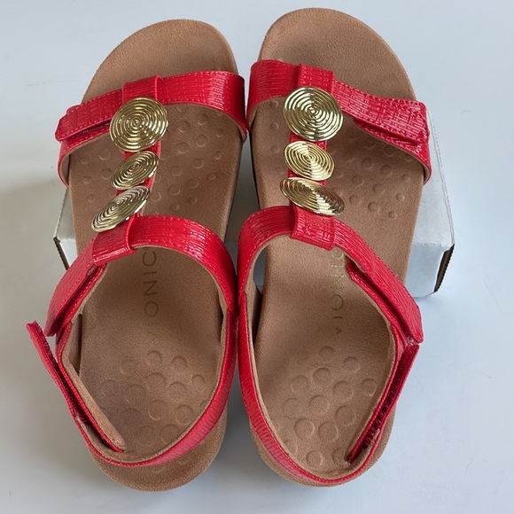 NWT Vionic Farra ll WVN Cherry Size 6 M - Picture 7 of 16